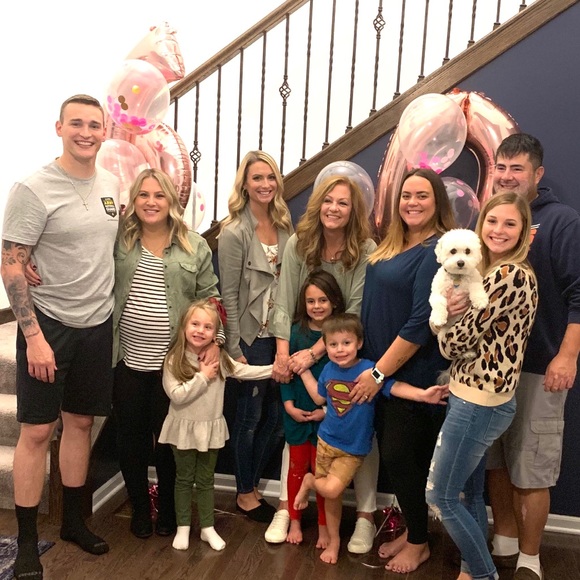 Meet your Posher, Morgan - Picture 3 of 8